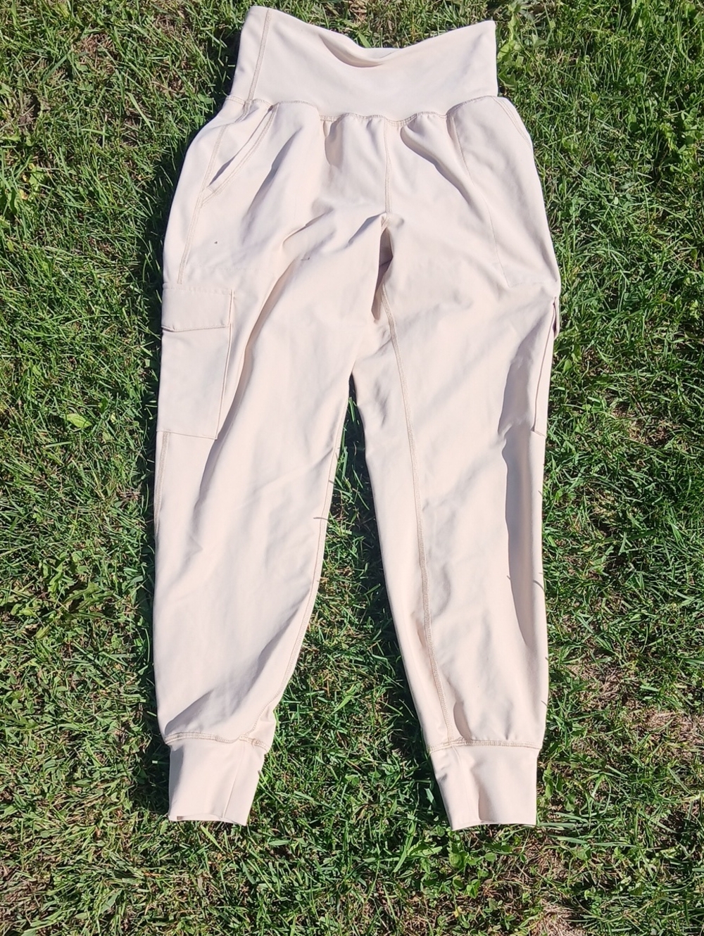 GUC Old Navy Powersoft High Rise Go Dry Jogger Cargo Pockets Size S
